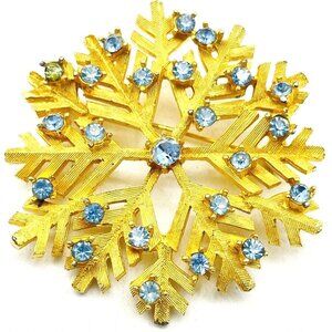 DODDS Vtg Rhinestone Snowflake Pin Gold Tone Winter Holiday Christmas Classic